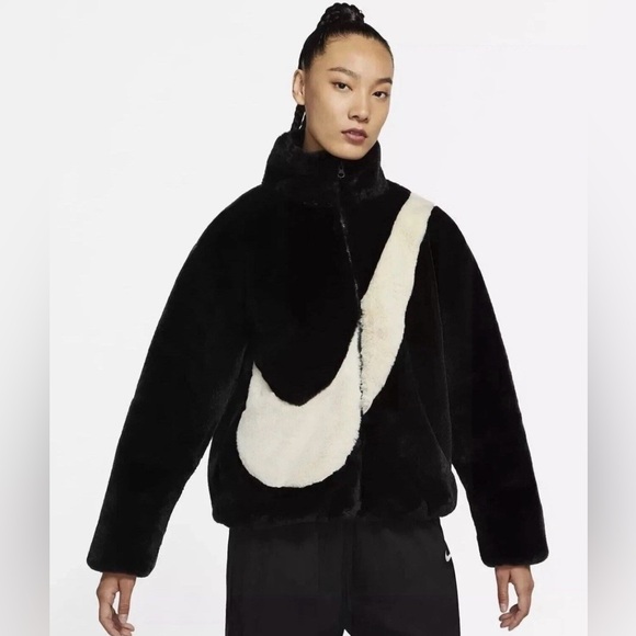 Nike Jackets & Blazers - New $175 Nike Black Fur Full Zip Jacket DO3791-010 womens Oversized Small